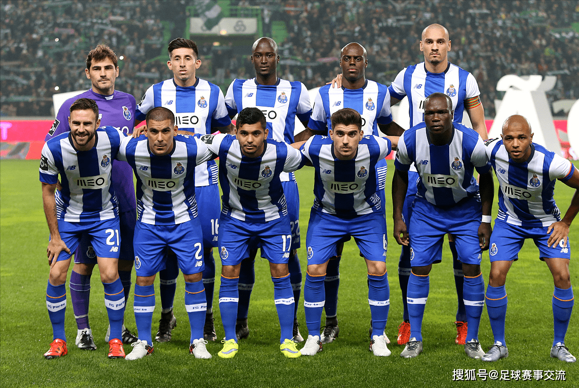 足球国足球员海外首发，发挥稳定（国脚海外联赛首发登场，表现稳健）