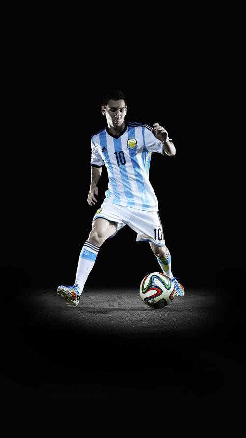 FM：尤文、斯图加特和洛里昂关注法国U20主力右闸贝尤库（FootMercato：尤文、斯图加特与洛里昂有意法国U20主力右后卫贝尤库）