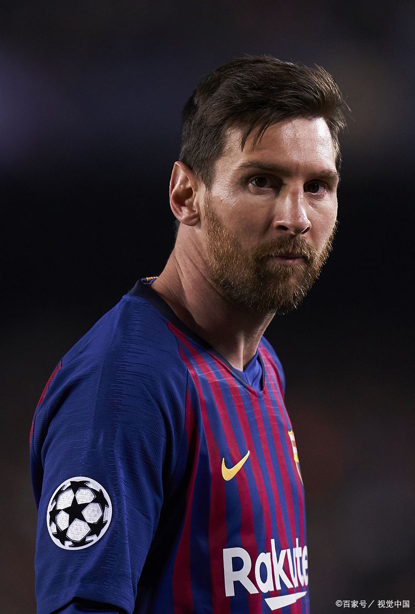 足球报：2026少壮派全力出击，中超至少7名本土主帅（足球报：2026年少壮派强势登场，中超本土主帅至少7位）