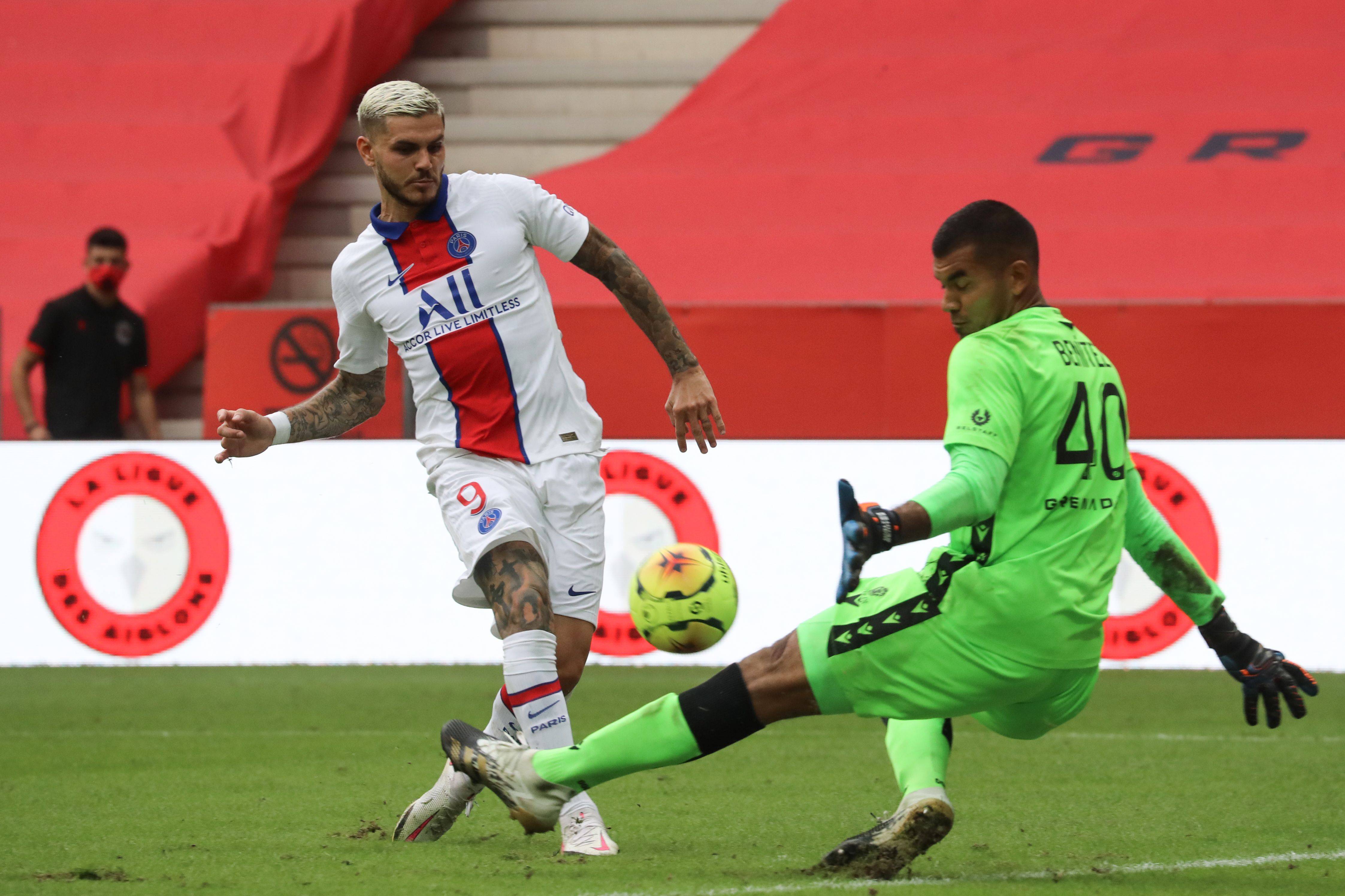 哈兰德梅开二度 曼城轻取对手（哈兰德独中两元，曼城轻松取胜）