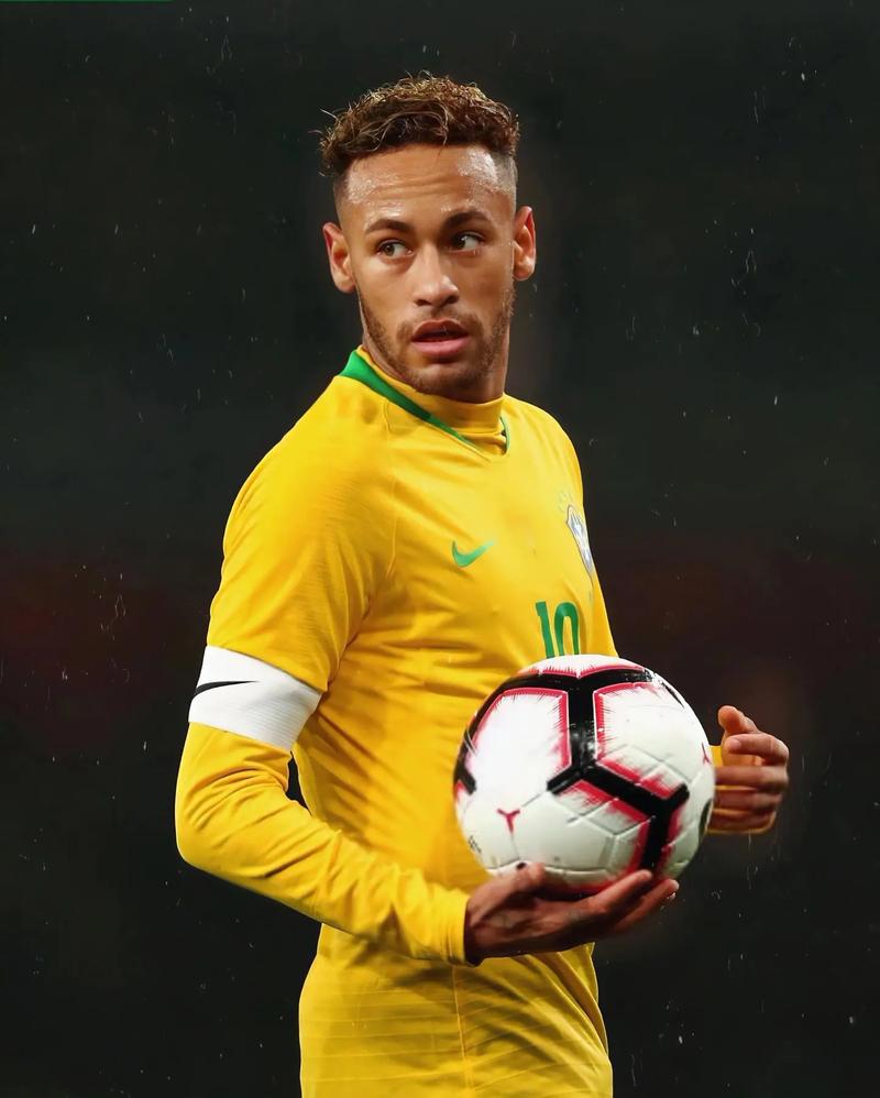 徐正源：争冠过程中球员已在场上竭尽全力；首尔队有很多优点（徐正源：争冠路上队员拼尽全力，首尔队优势众多）