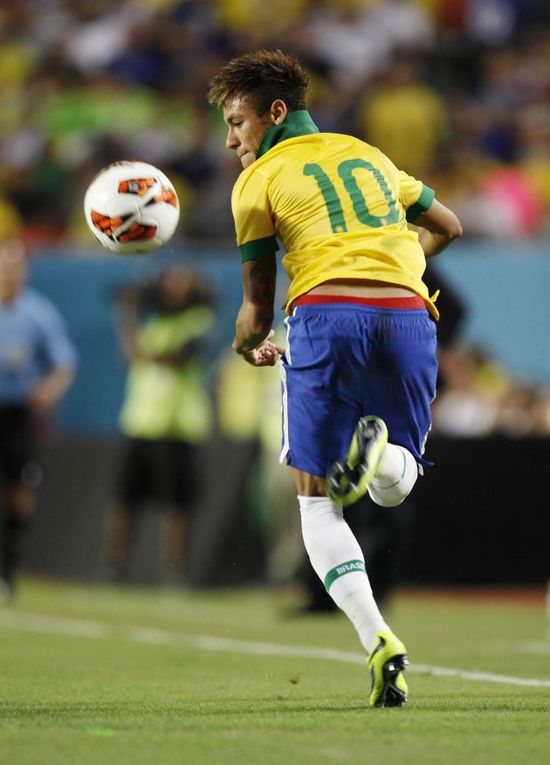 莫雷托：罗马和米兰都有意在1月签下弗兰库利诺-朱（莫雷托：罗马与米兰欲在一月签下弗兰库利诺-朱）