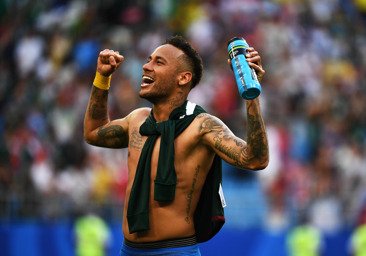 C罗传承，迷你罗的足球天赋！（从C罗到迷你罗：足球天赋的接力）